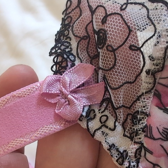 Gaia Women's Semi Soft 767 Floral Embroidered Petra Bra Size 32I - Picture 7 of 17